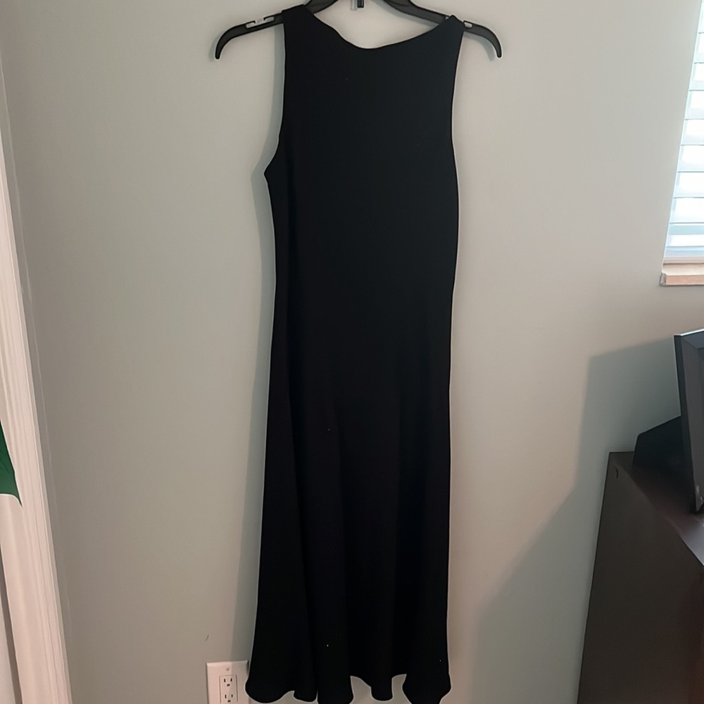 💕HP💕Jones New York black midi sheath dress with diagonal black gems - size 10 - Picture 4 of 4